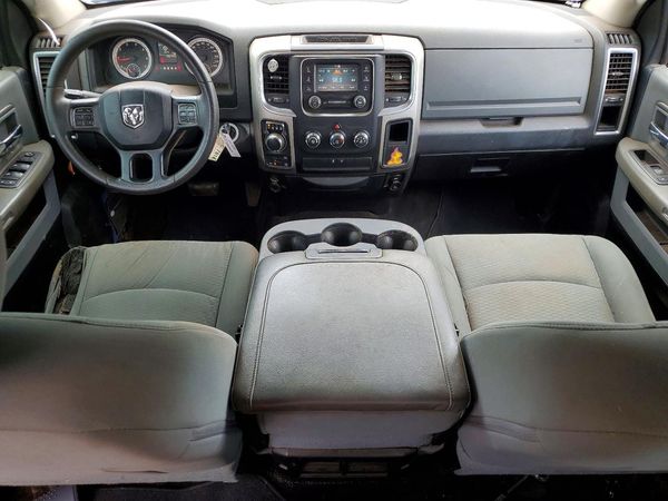 2019 RAM 1500 CLASSIC SLT
