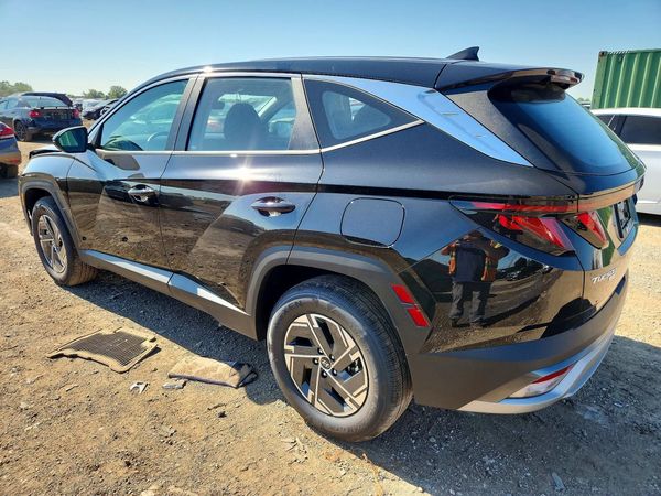 2026 HYUNDAI TUCSON Blue SE