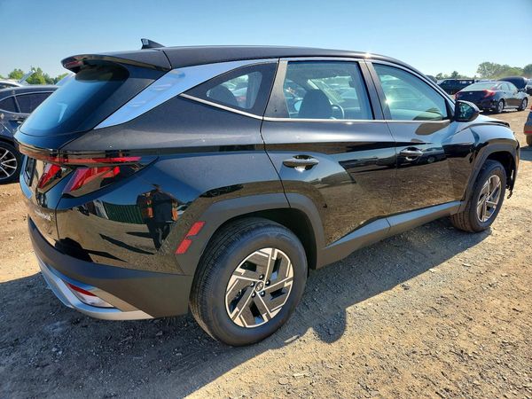 2026 HYUNDAI TUCSON Blue SE