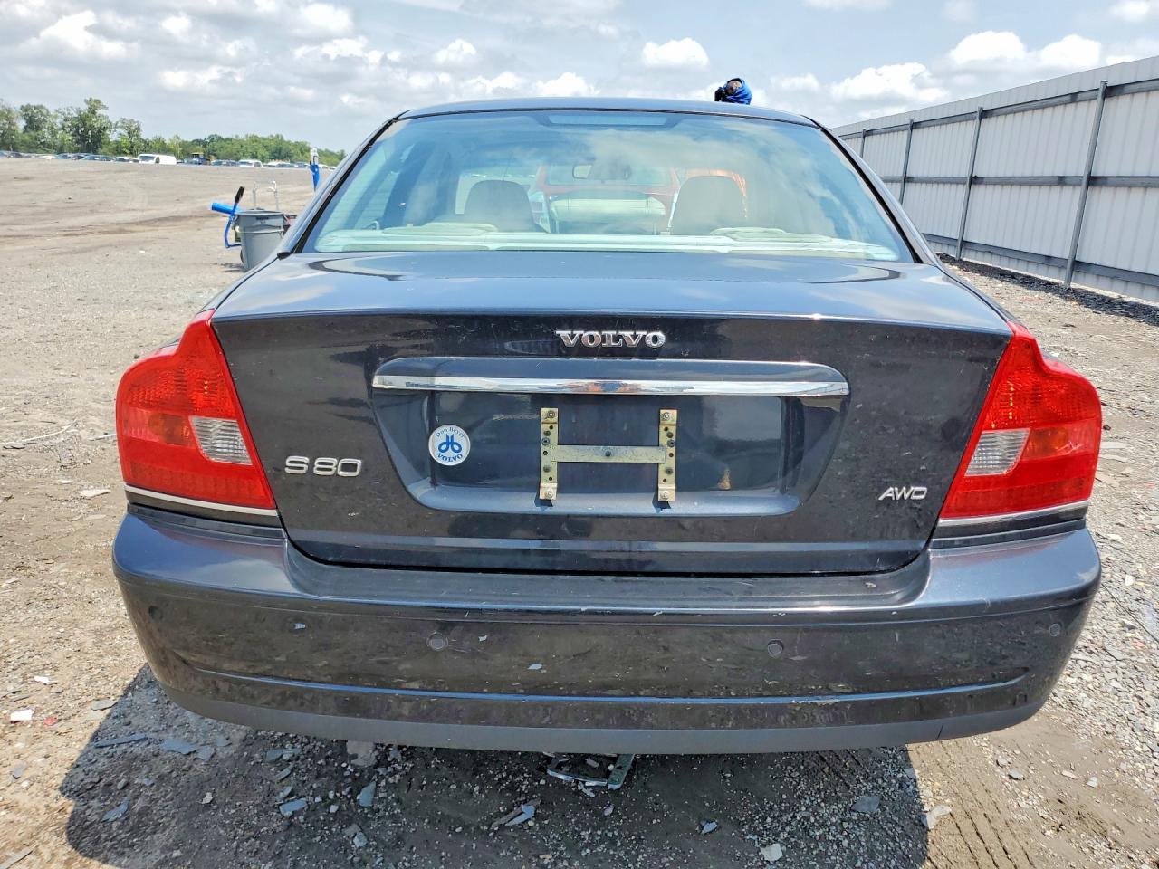2006 VOLVO S80 ULEV2