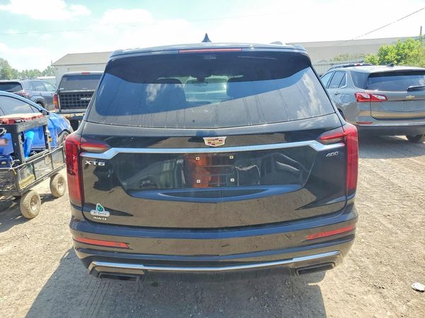2022 CADILLAC XT6 Premium Luxury