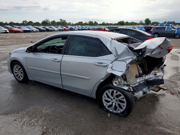2017 TOYOTA COROLLA