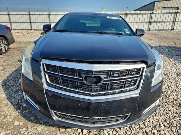 2016 CADILLAC XTS Platinum Edition