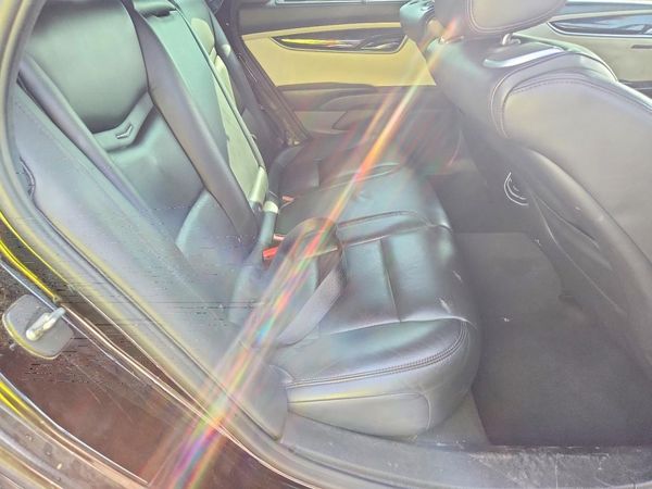 2016 CADILLAC XTS Platinum Edition