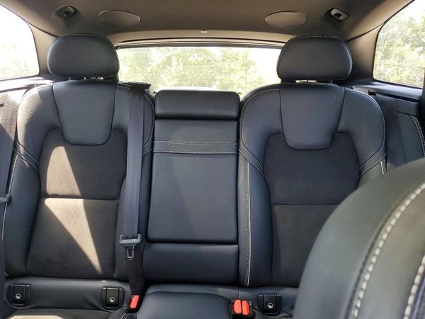 2019 VOLVO XC60