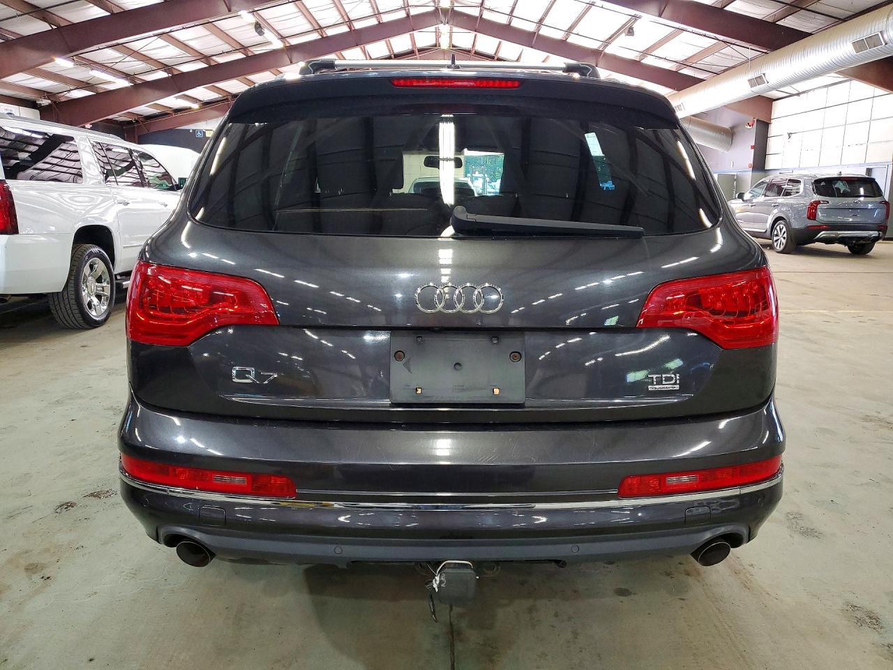2012 AUDI Q7 Premium Plus