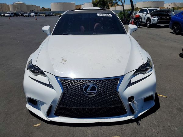 2016 LEXUS IS