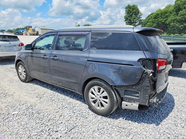 2016 KIA SEDONA LX - Middle-low