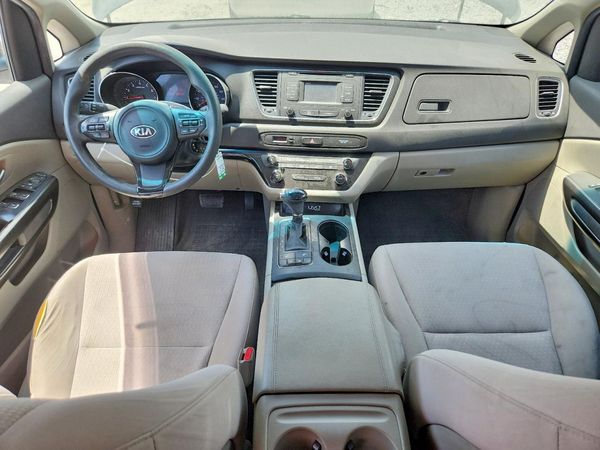 2016 KIA SEDONA LX - Middle-low