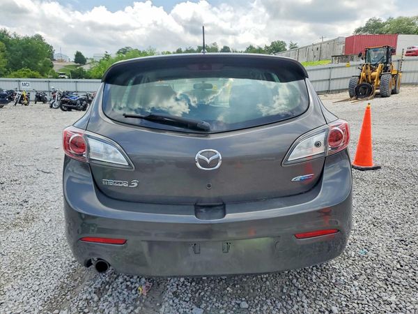2013 MAZDA 3