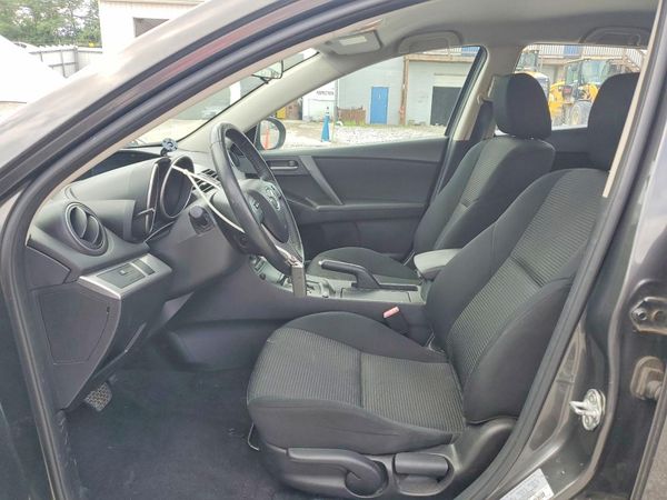 2013 MAZDA 3