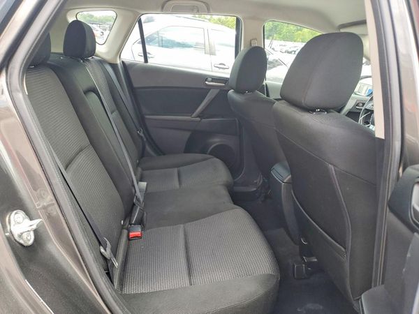 2013 MAZDA 3