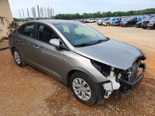 2022 HYUNDAI ACCENT SE, SEL