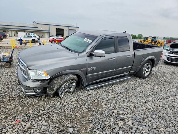 2013 RAM 1500 LARAMIE QUAD CAB 4X4