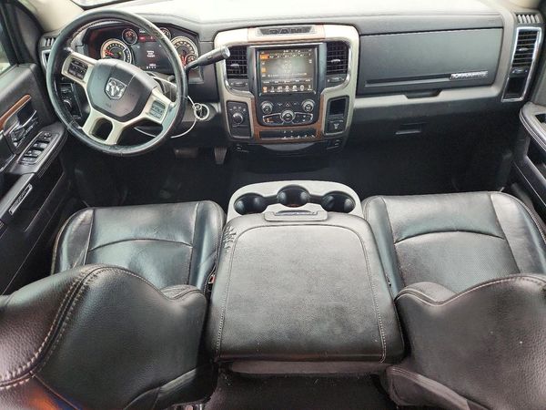 2013 RAM 1500 LARAMIE QUAD CAB 4X4