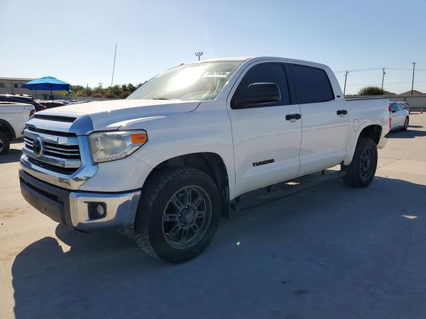 2017 TOYOTA TUNDRA