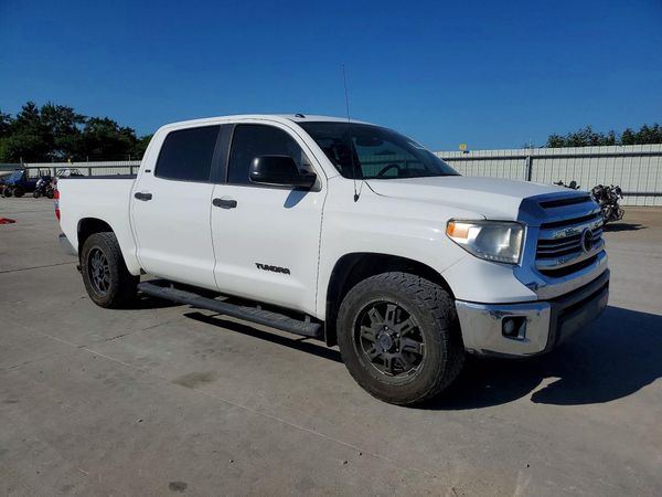 2017 TOYOTA TUNDRA