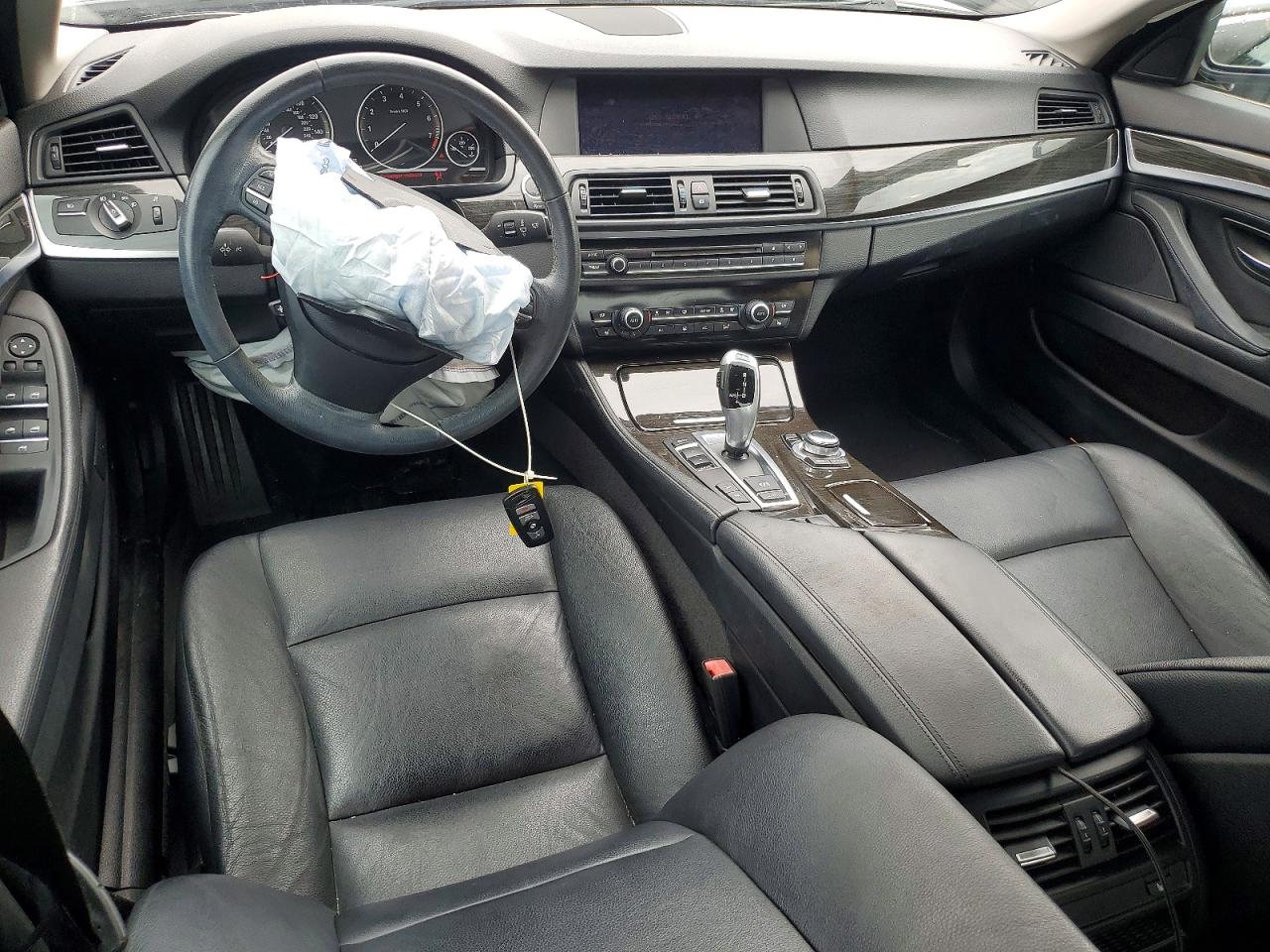 2013 BMW 528