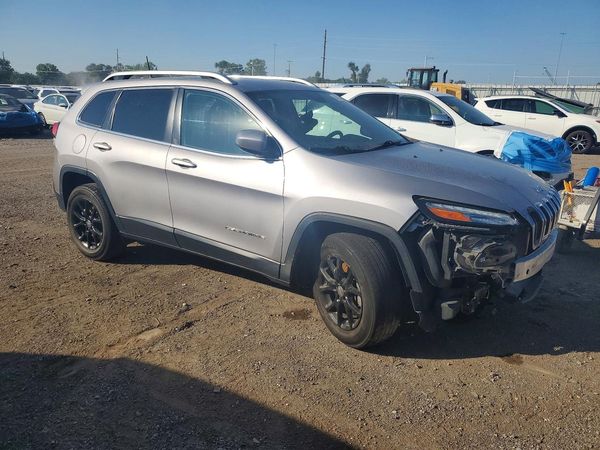 2018 JEEP CHEROKEE LATITUDE 4X4