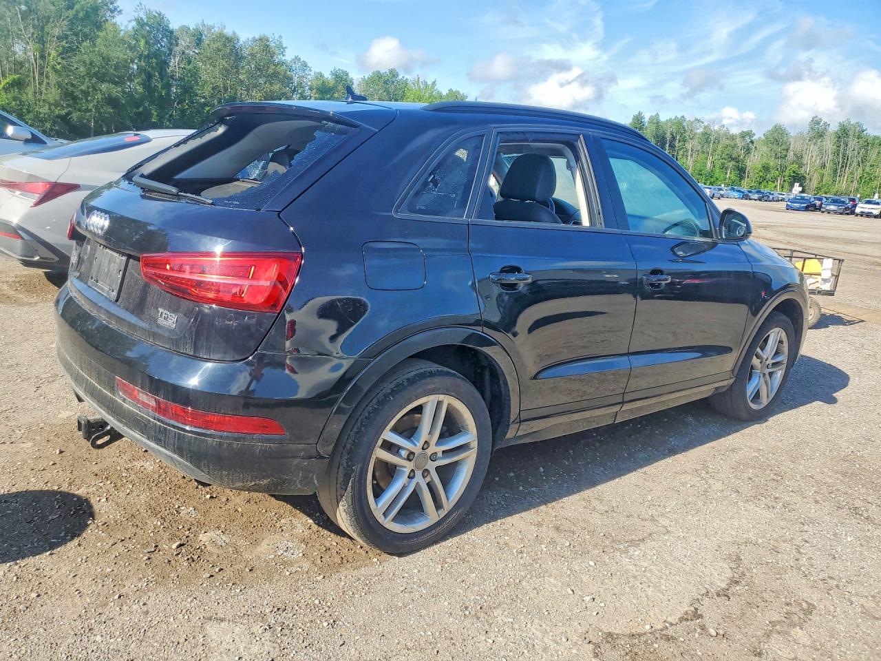 2017 AUDI Q3 quattro Premium