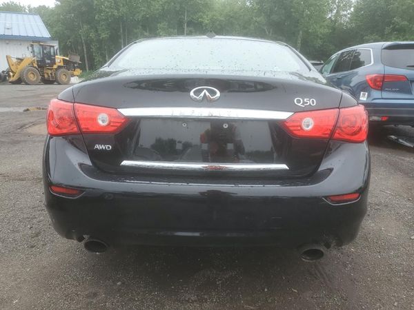2017 INFINITI Q50