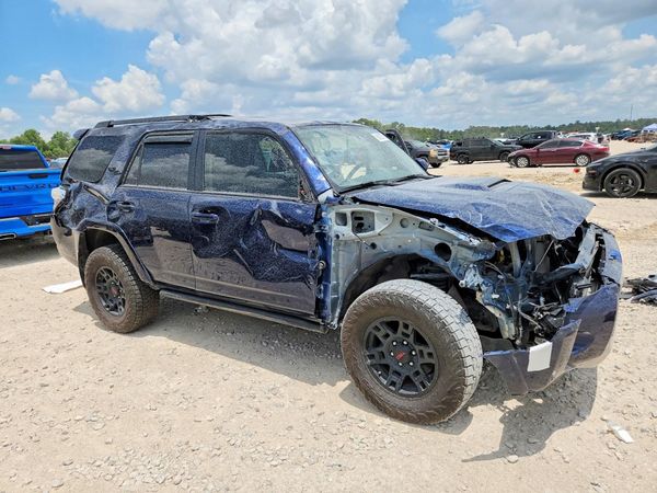 2024 TOYOTA 4RUNNER TRD offroad