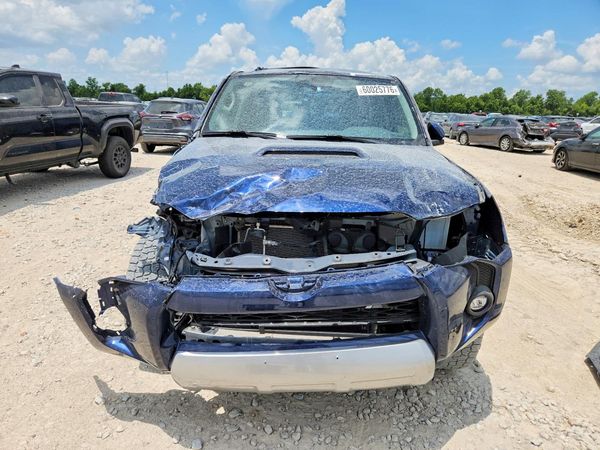 2024 TOYOTA 4RUNNER TRD offroad