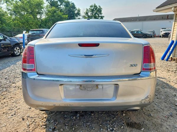 2012 CHRYSLER 300
