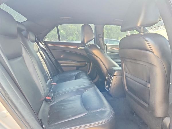 2012 CHRYSLER 300