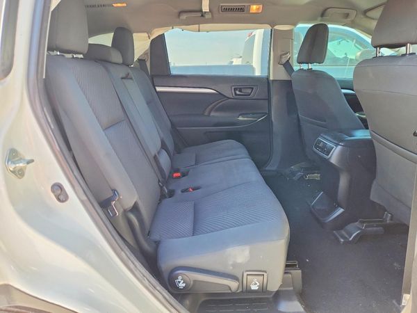 2018 TOYOTA HIGHLANDER LE/LE Plus