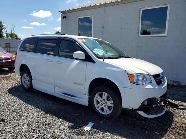 2019 DODGE GRAND CARAVAN SXT