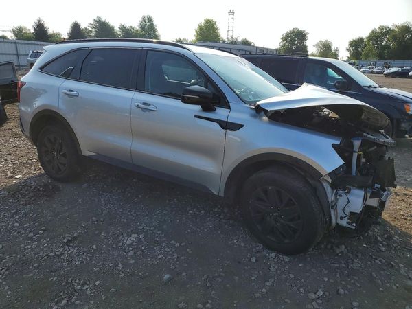 2021 KIA SORENTO
