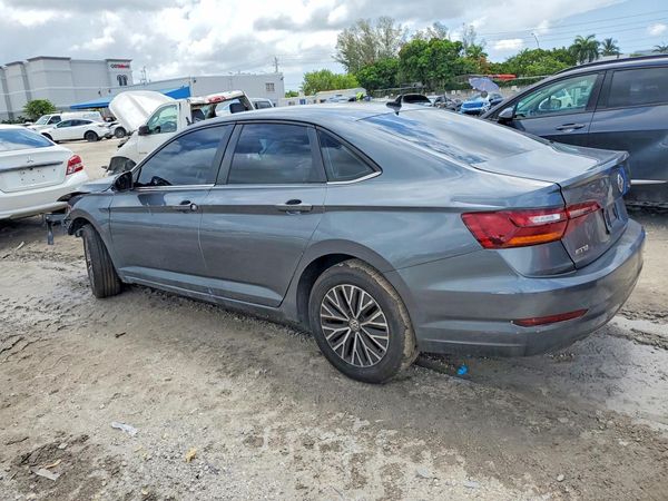 2021 VOLKSWAGEN JETTA S / SE / R-Line