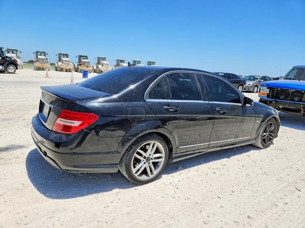 2013 MERCEDES-BENZ C C250