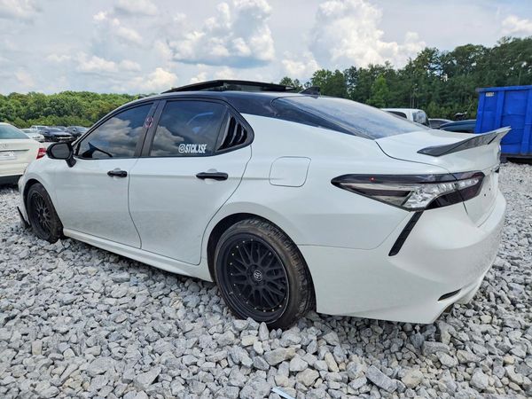 2019 TOYOTA CAMRY