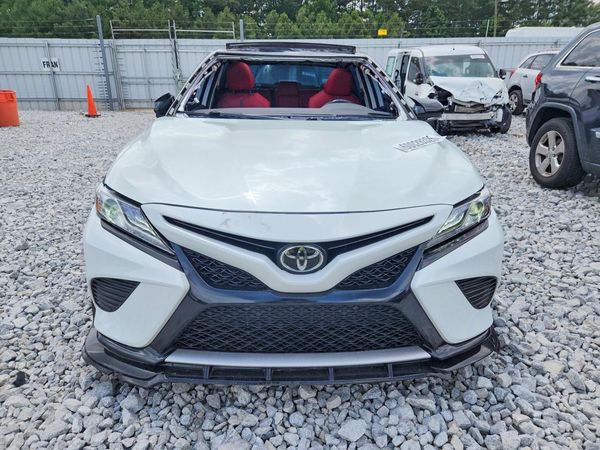2019 TOYOTA CAMRY