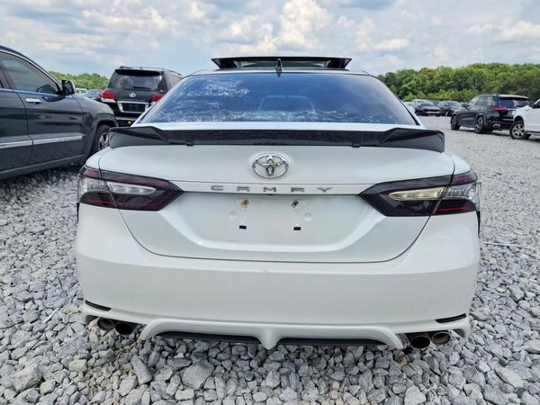 2019 TOYOTA CAMRY