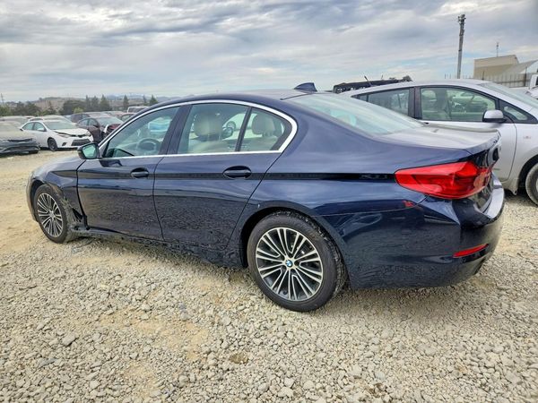 2019 BMW 530