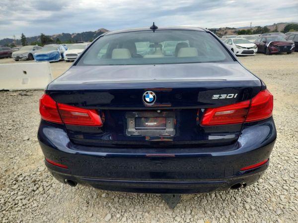 2019 BMW 530