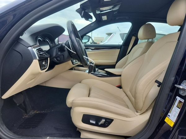 2019 BMW 530