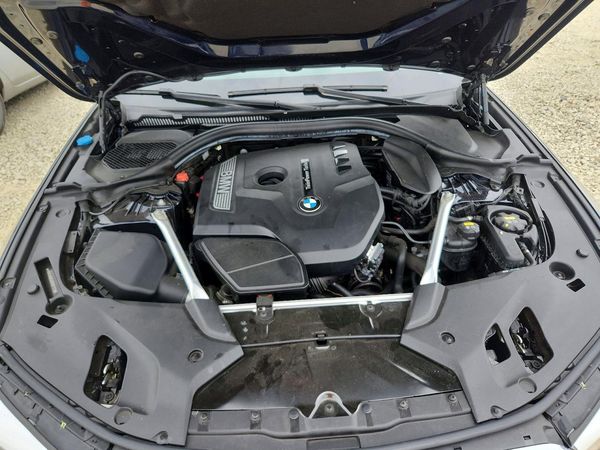 2019 BMW 530