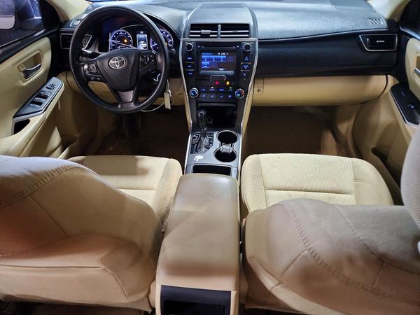2016 TOYOTA CAMRY