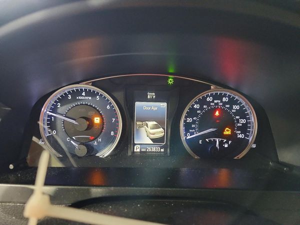 2016 TOYOTA CAMRY