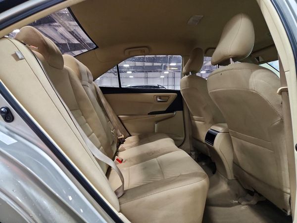 2016 TOYOTA CAMRY