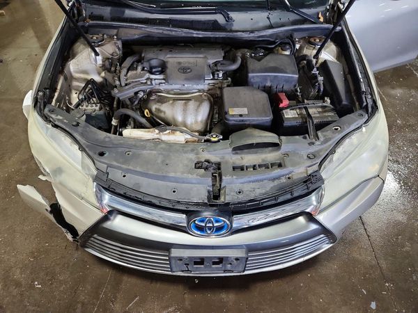 2016 TOYOTA CAMRY