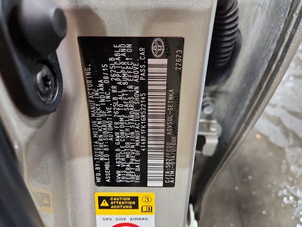 2016 TOYOTA CAMRY