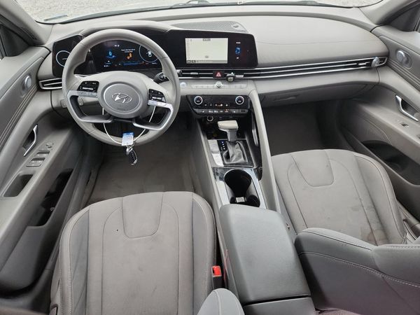 2023 HYUNDAI ELANTRA SEL w/Convenience Pkg
