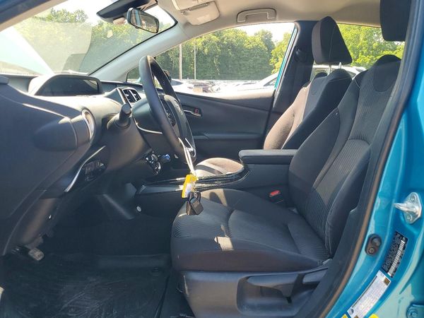 2020 TOYOTA PRIUS — DENT