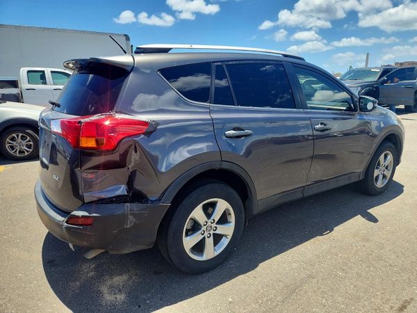 2015 TOYOTA RAV4