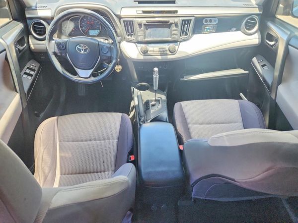 2015 TOYOTA RAV4